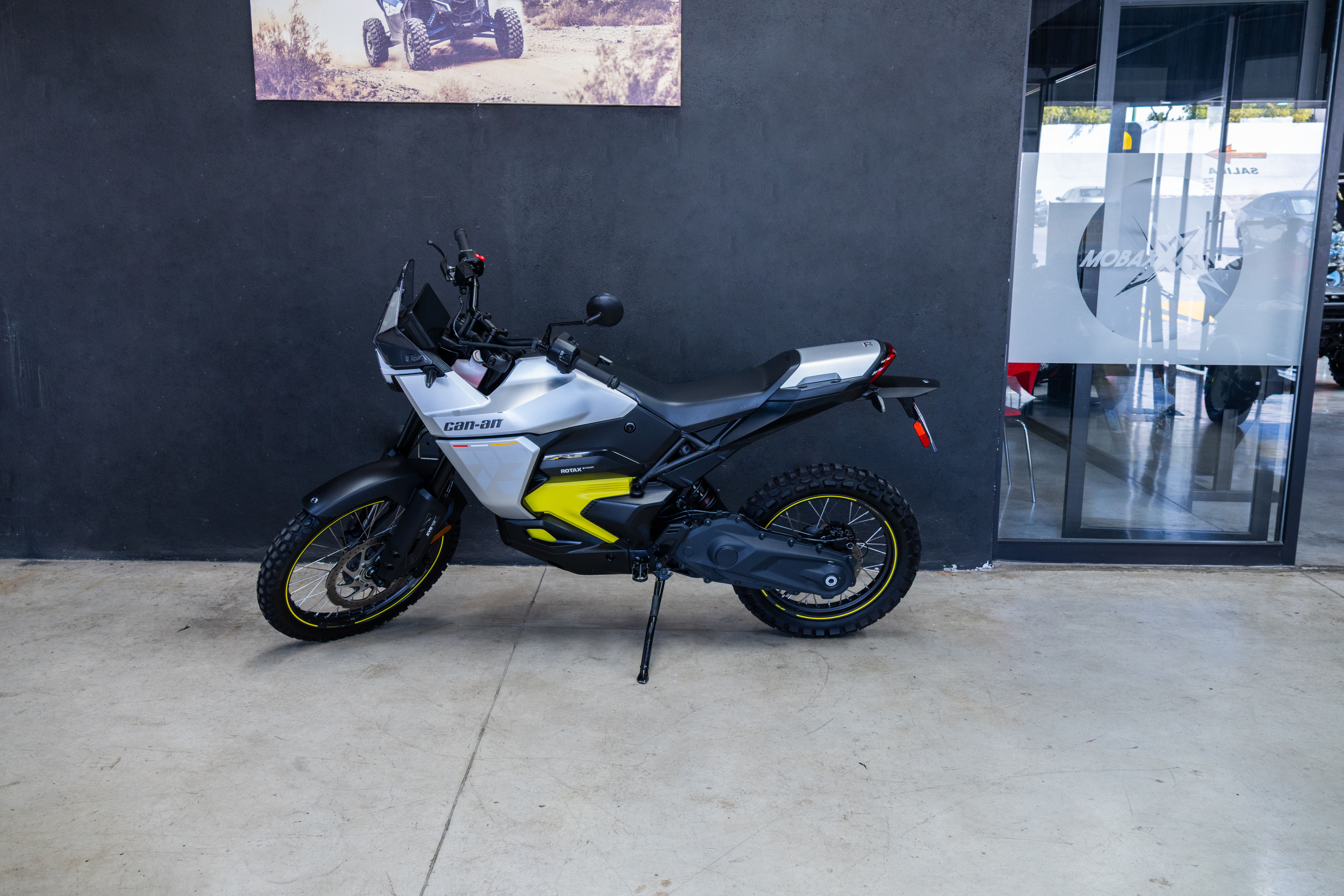 2025 Can-Am Origin Base