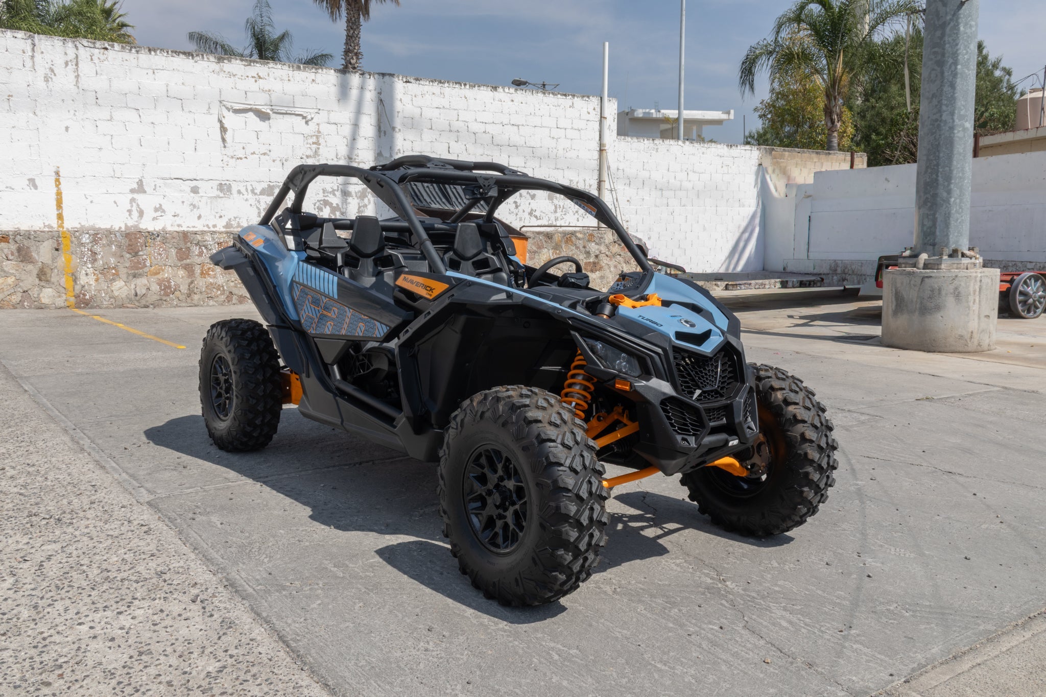 2025 Can-Am Maverick x3 DS