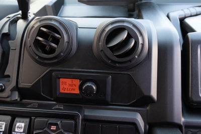 2025 Can-Am Defender HD10