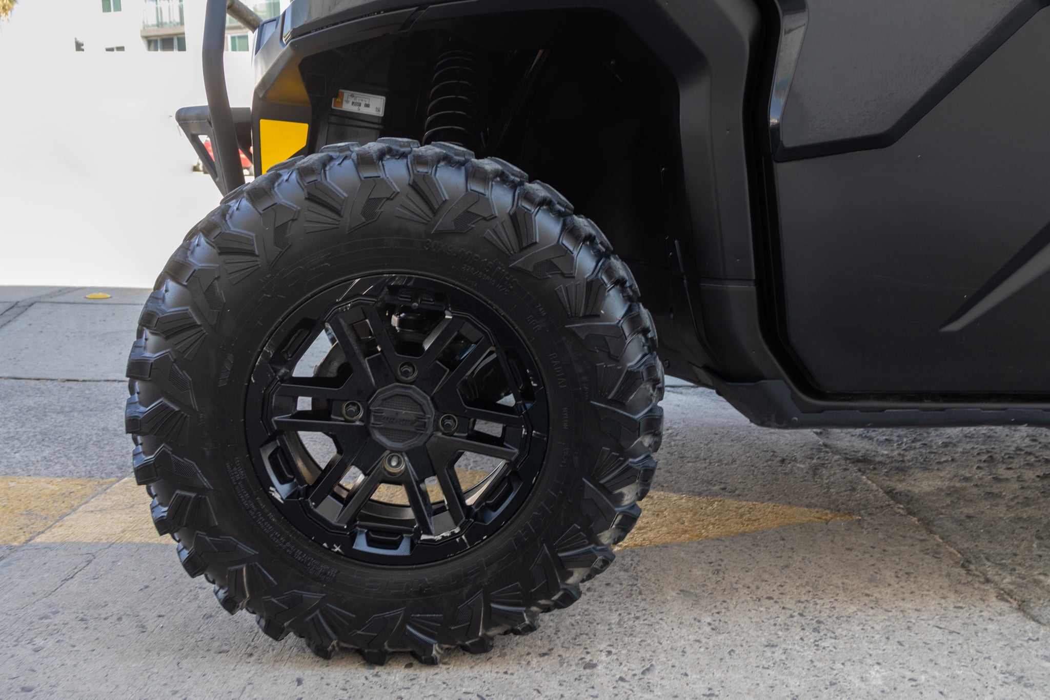 2025 Can-Am Defender HD10