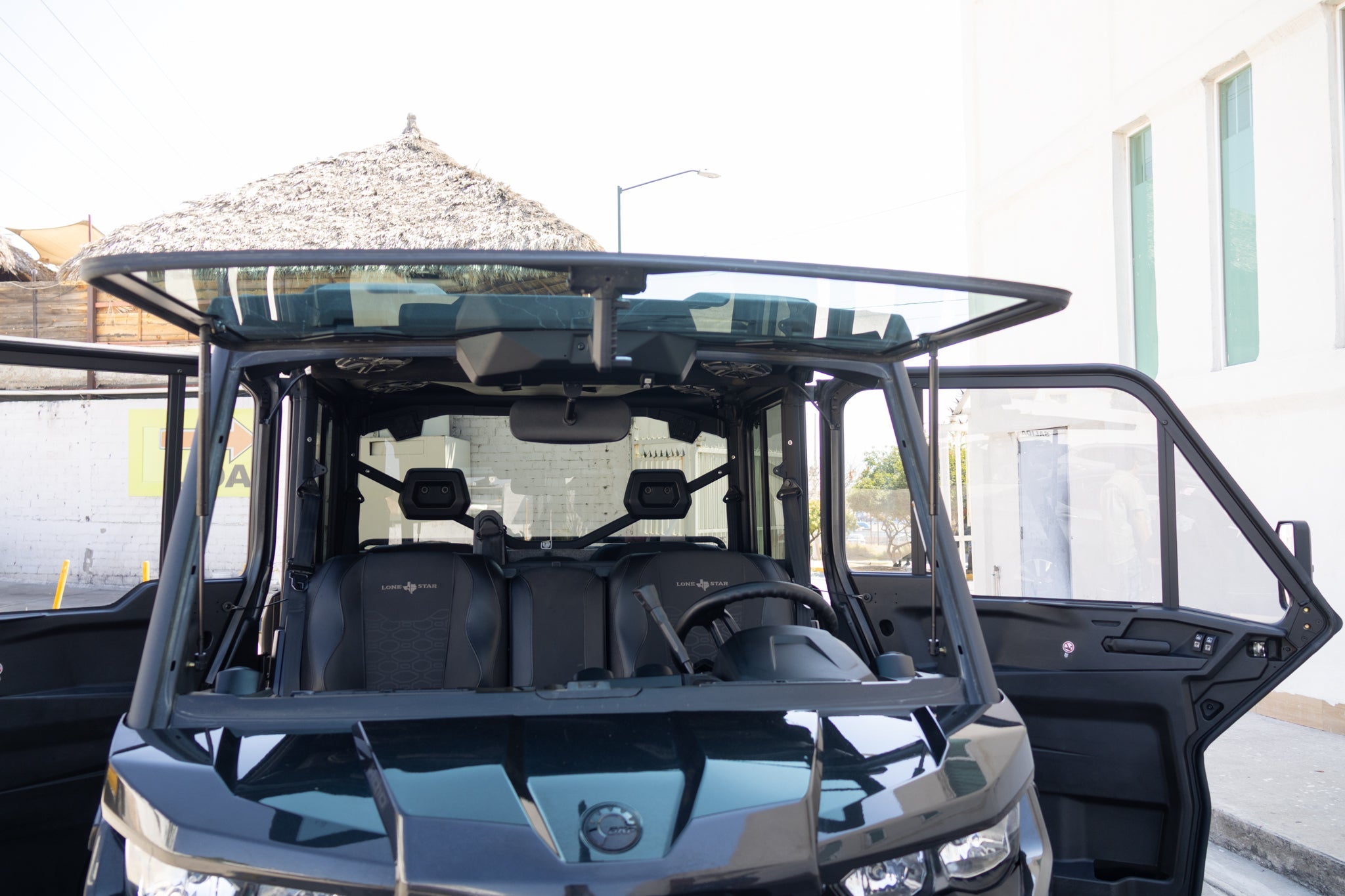 2025 Can-Am Defender HD10