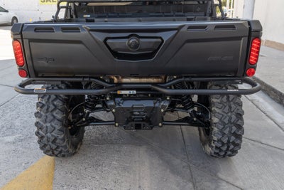 2025 Can-Am Defender HD10