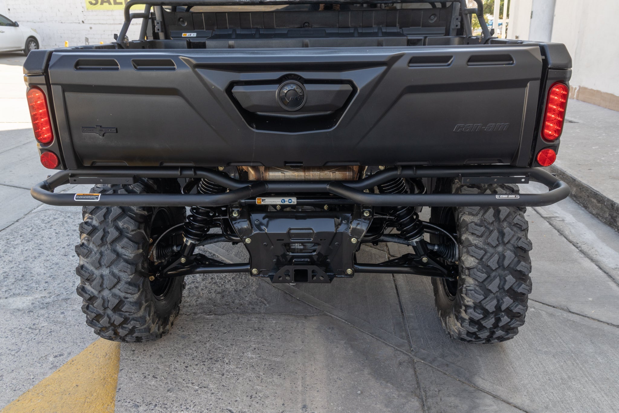 2025 Can-Am Defender HD10