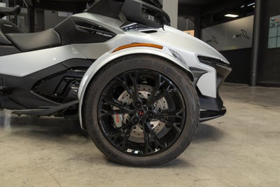 2024 Can-Am Spyder Limited