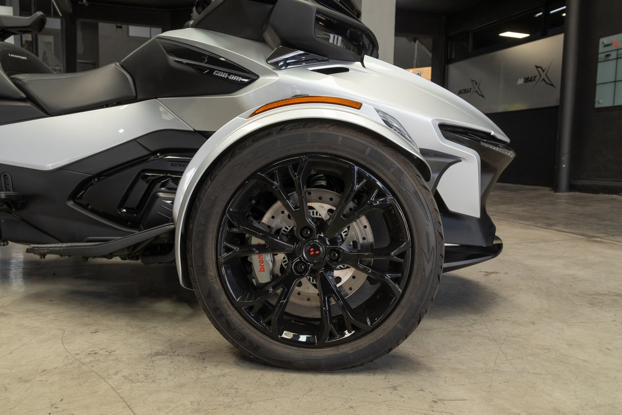 2024 Can-Am Spyder Limited