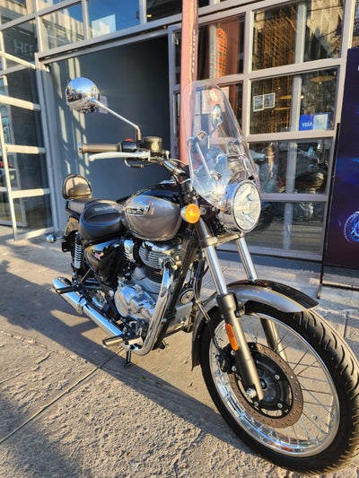 2025 ROYAL ENFIELD Meteor 350