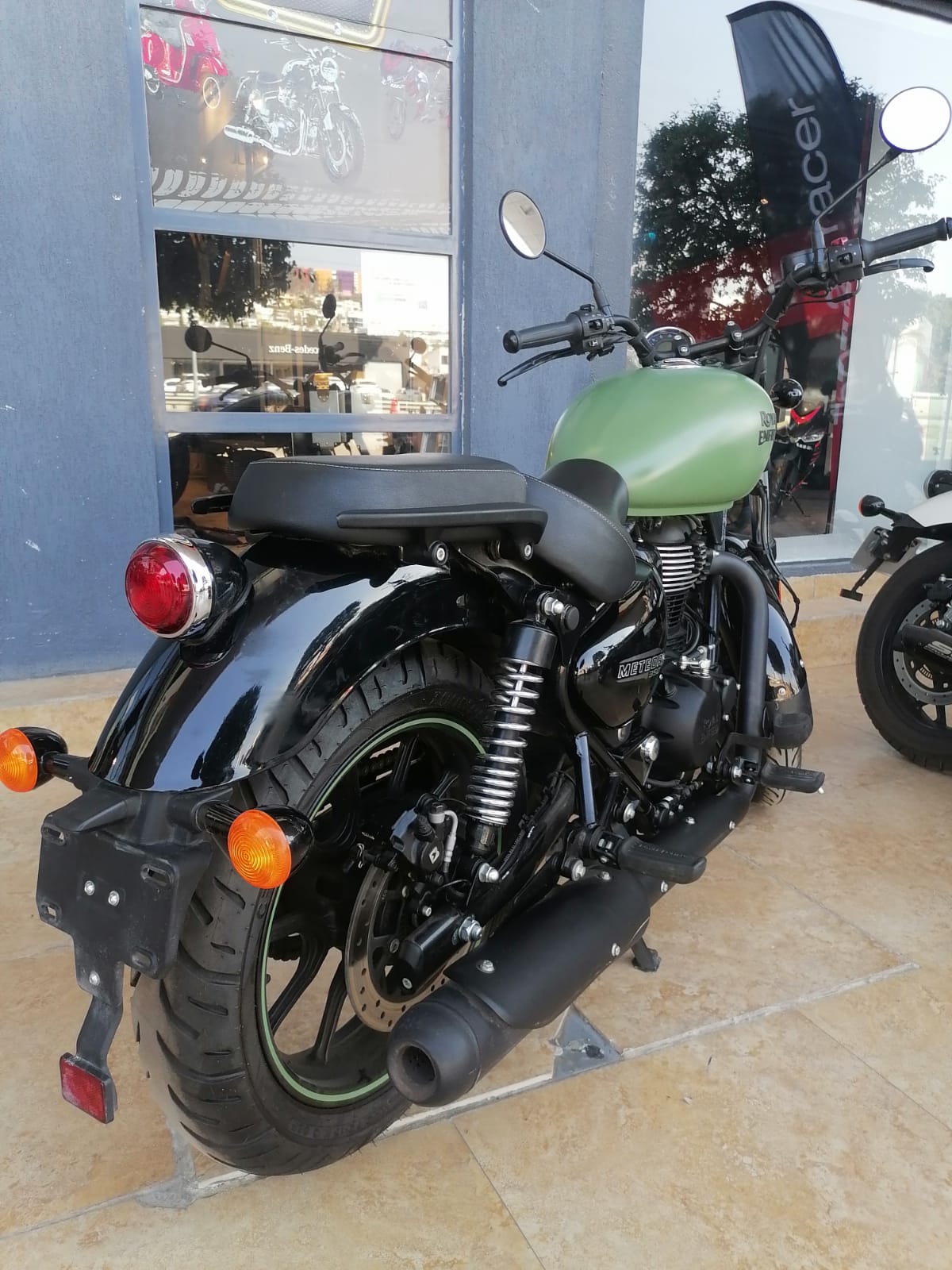 2025 ROYAL ENFIELD Meteor 350