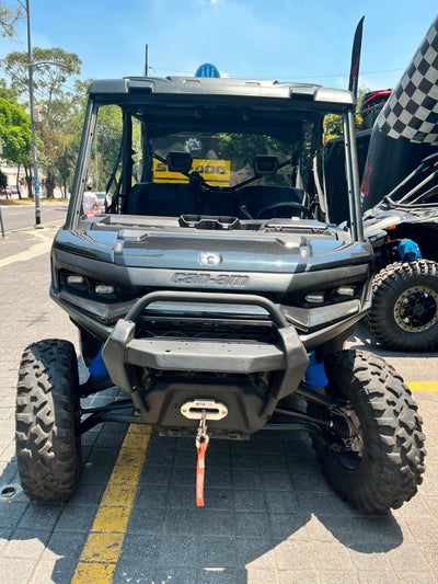 2025 Can-Am Defender XT HD11