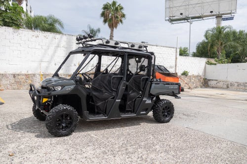 2022 Can-Am Defender XT HD10