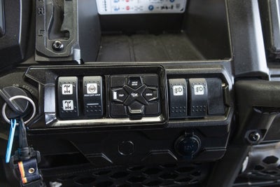 2022 Can-Am Defender XT HD10