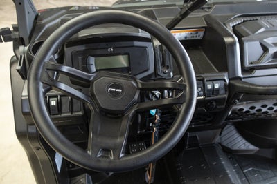 2022 Can-Am Defender XT HD10