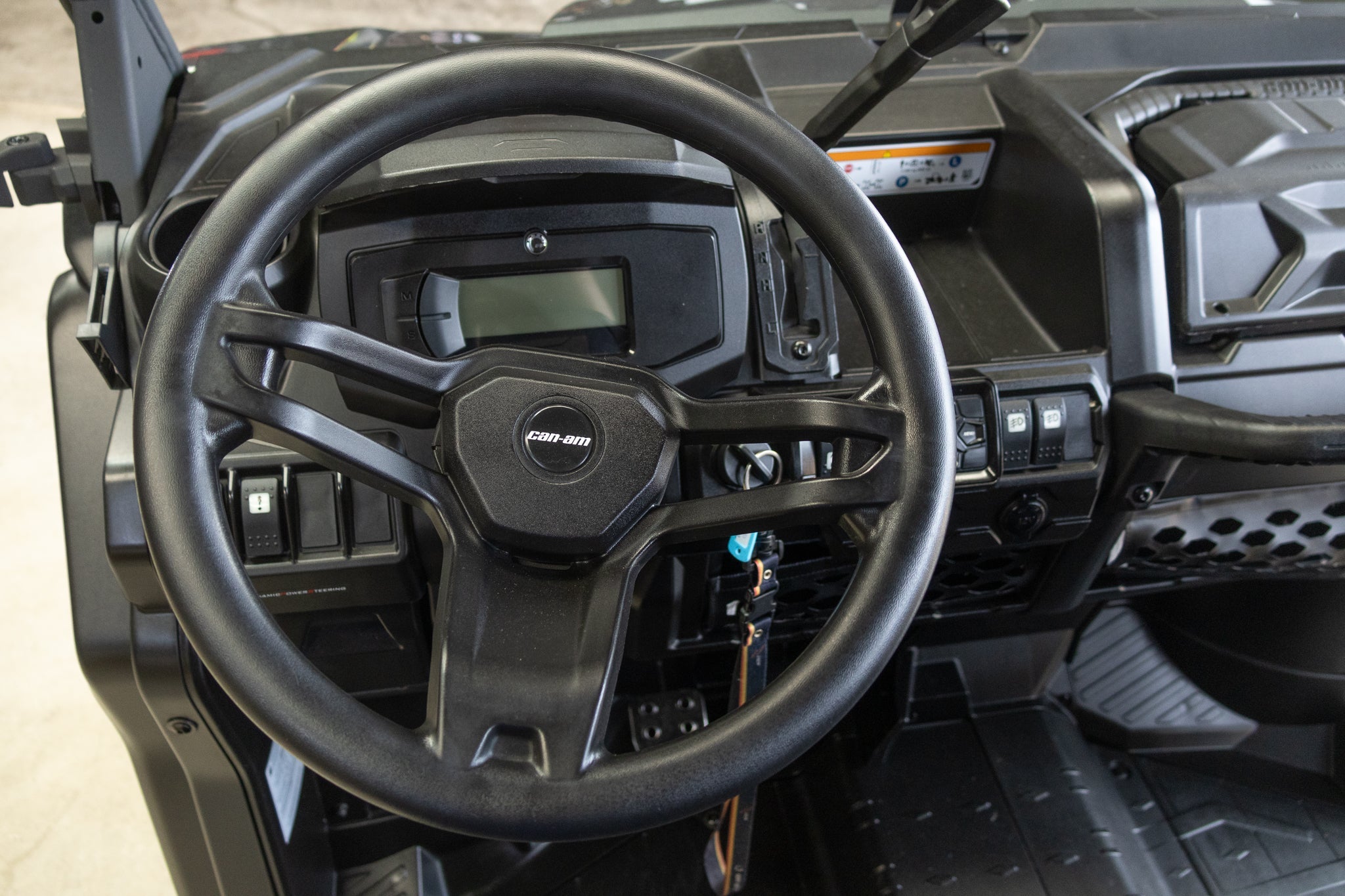 2022 Can-Am Defender XT HD10