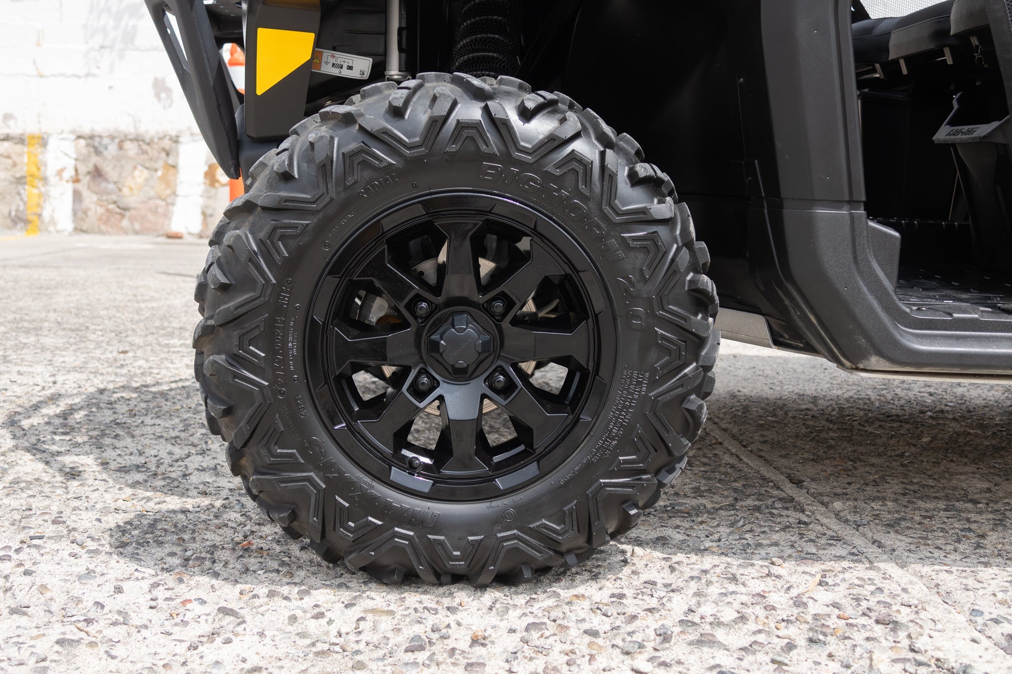 2022 Can-Am Defender XT HD10
