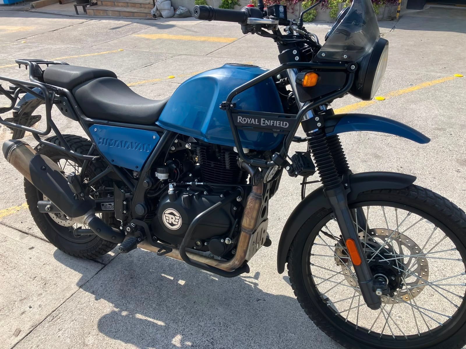 2024 ROYAL ENFIELD HIMALAYAN 411