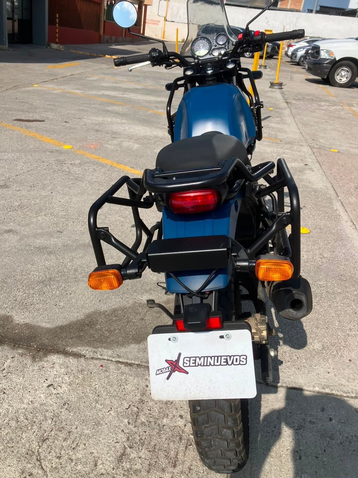 2024 ROYAL ENFIELD HIMALAYAN 411