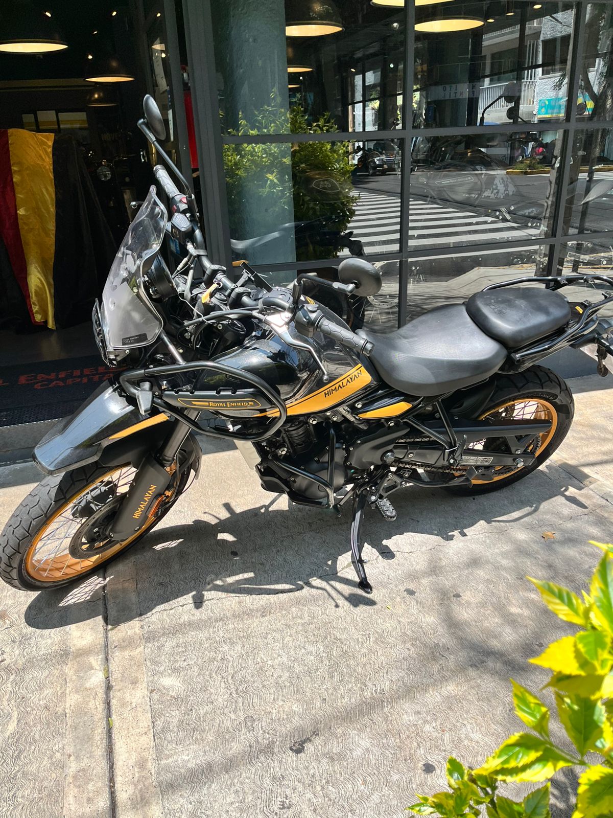 2025 ROYAL ENFIELD HIMALAYAN 450