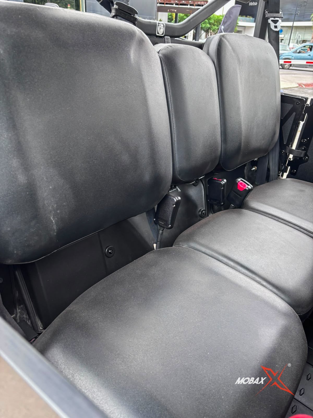 2021 Can-Am Defender Base HD8