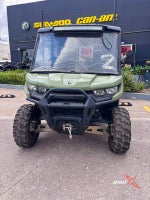2021 Can-Am Defender Base HD8