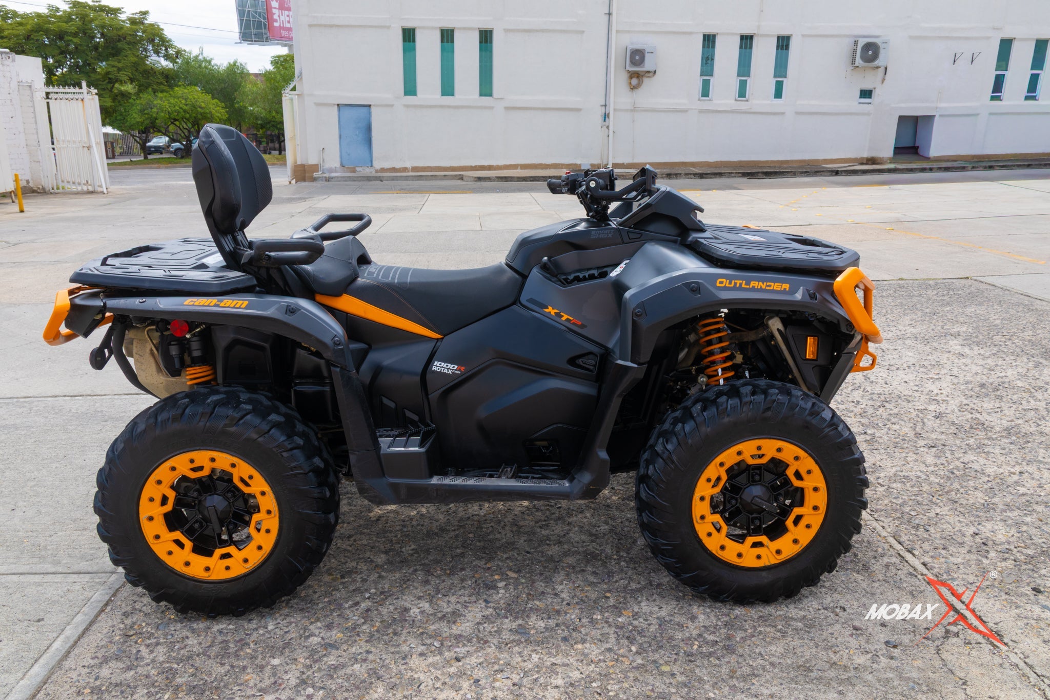 2026 Can-Am Outlander XT-P 1000R