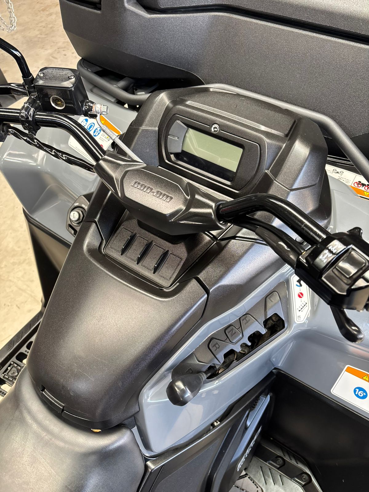 2025 Can-Am Outlander 500