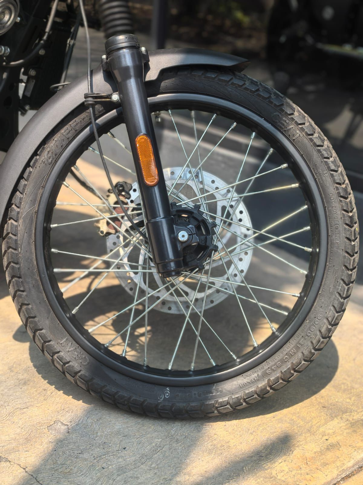 2023 ROYAL ENFIELD HIMALAYAN 411