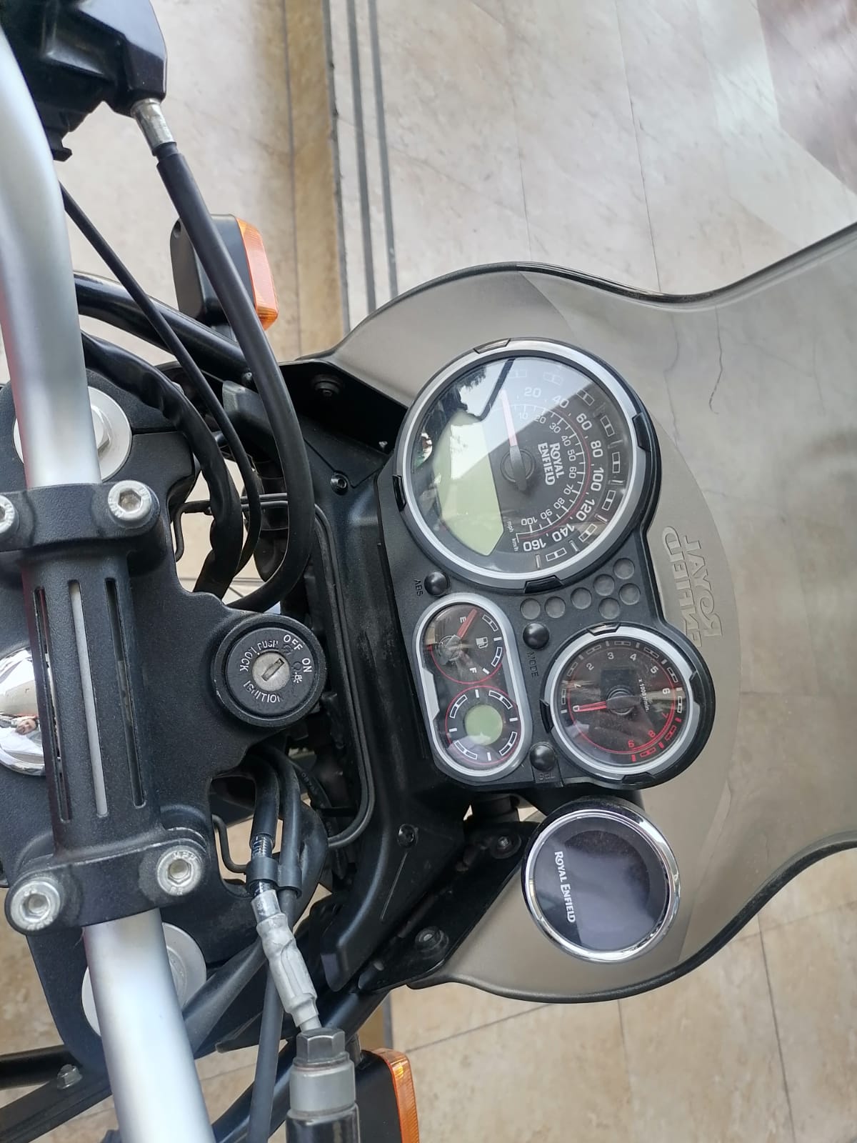 2023 ROYAL ENFIELD HIMALAYAN 411