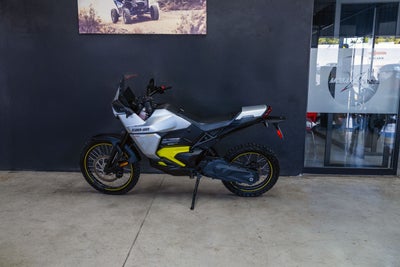 2025 Can-Am Origin Base