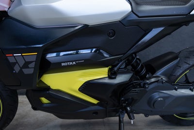 2025 Can-Am Pulse Base