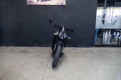 2025 Can-Am Pulse Base