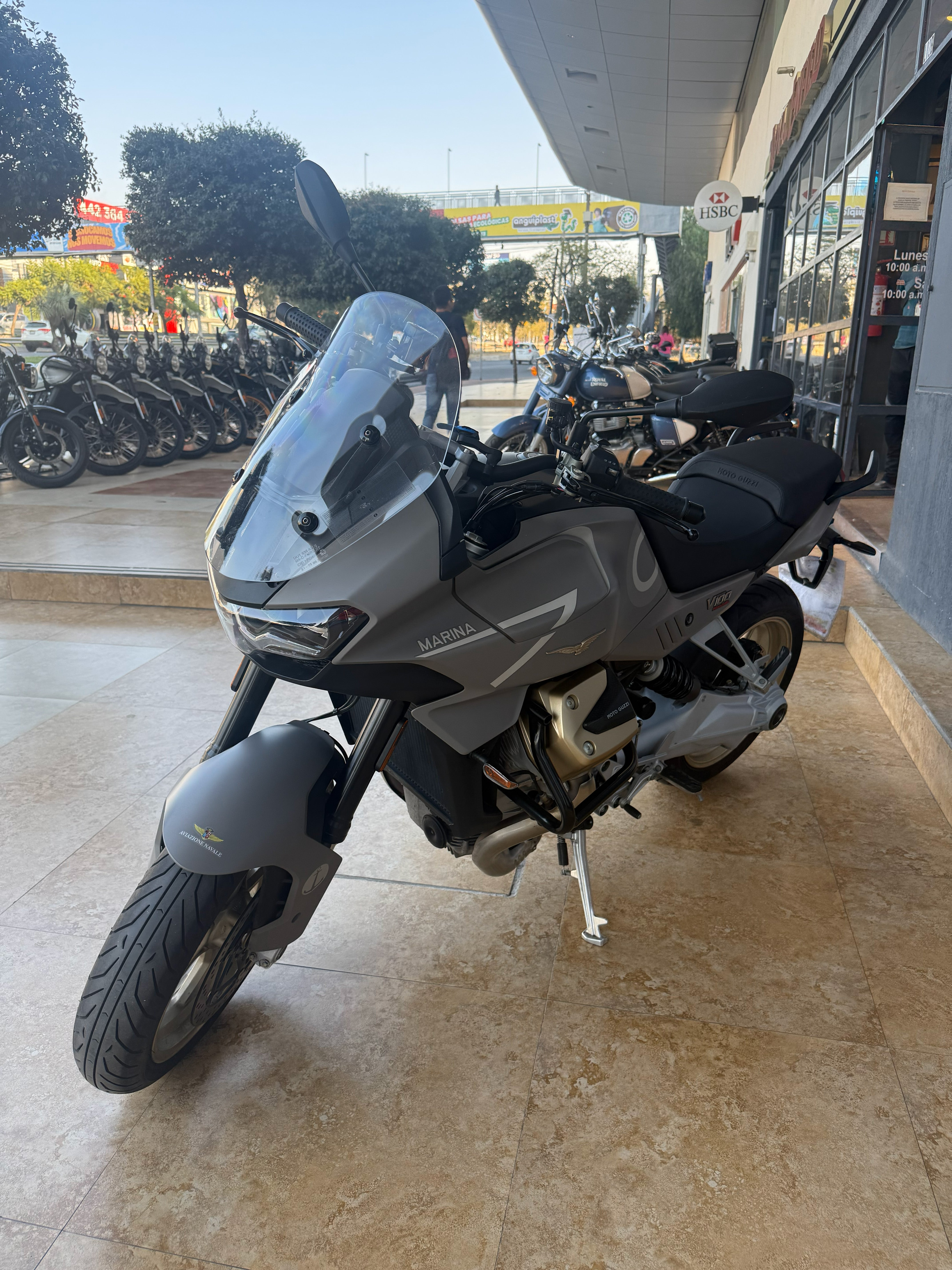 2024 Moto Guzzi Mandello V100