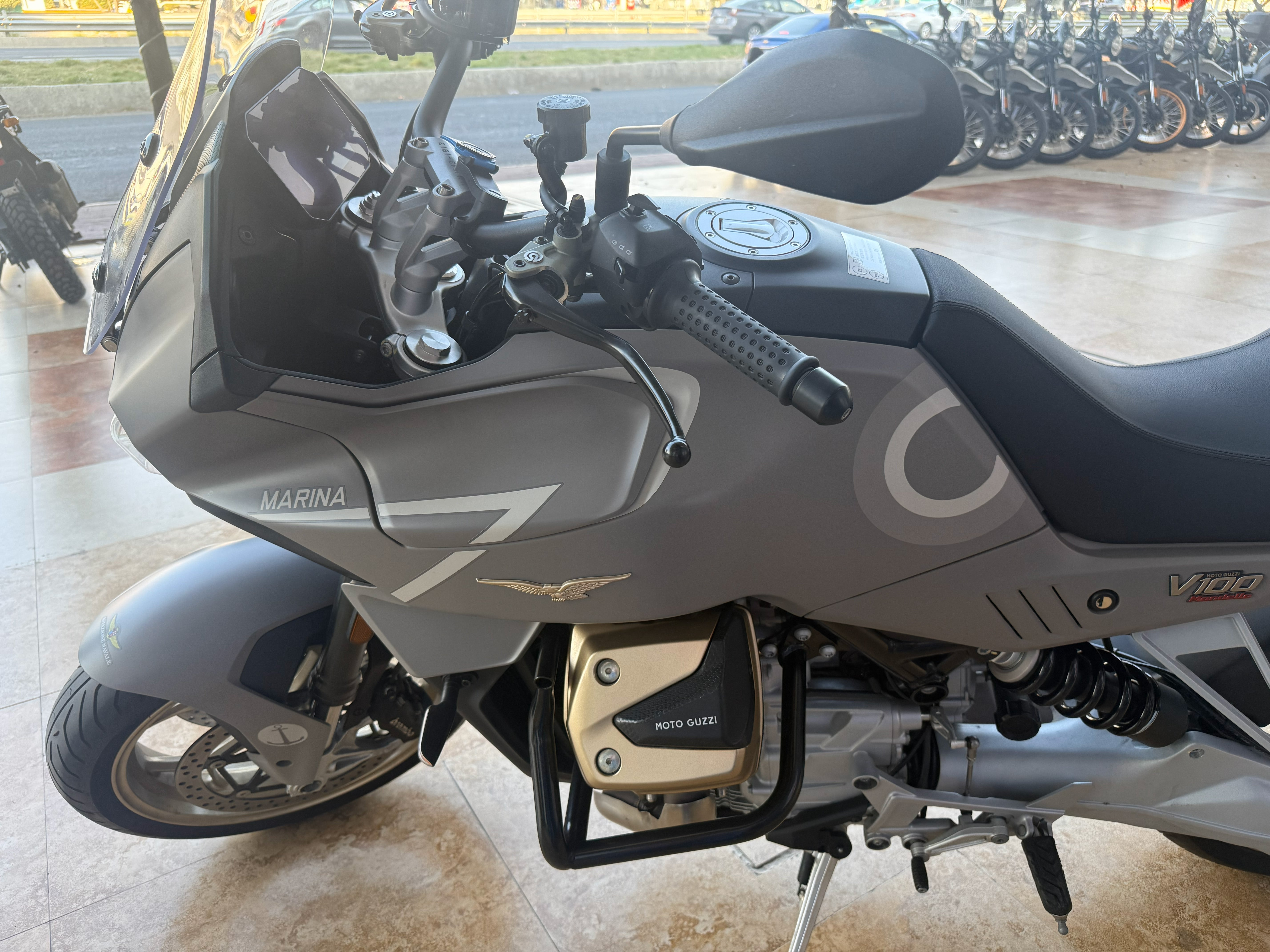 2024 Moto Guzzi Mandello V100