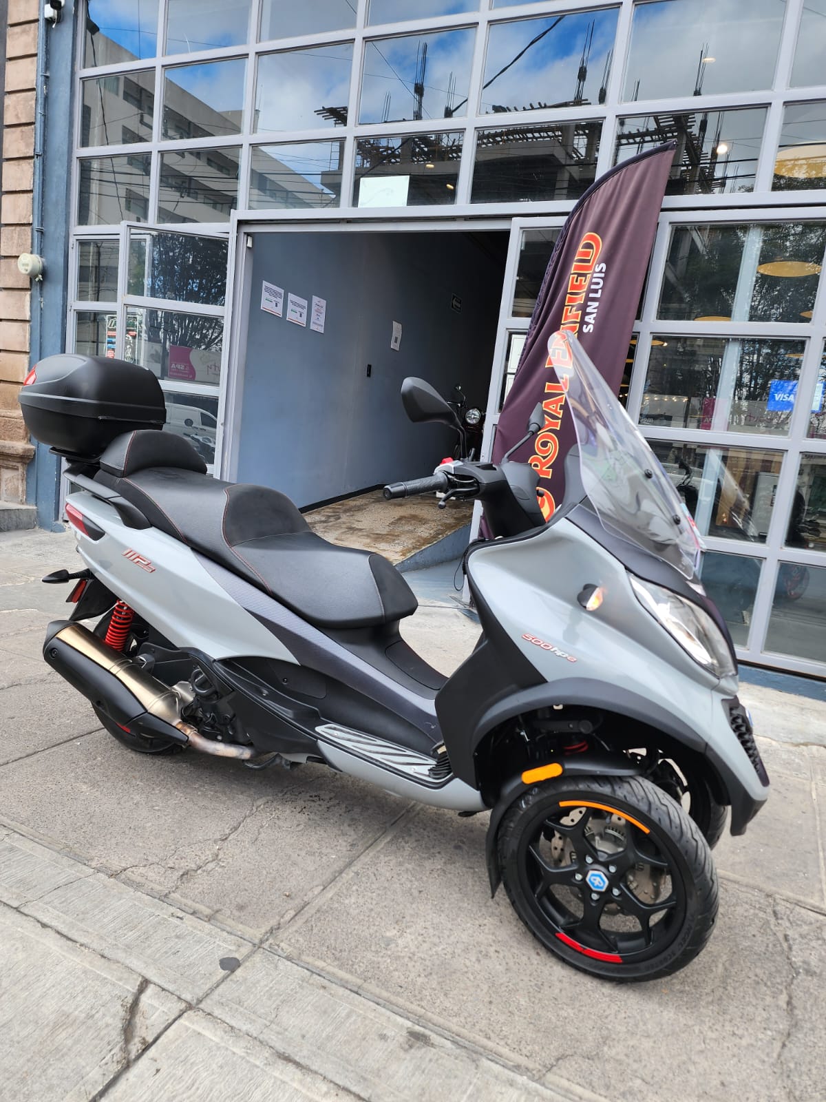 2020 Piaggio MP3 500