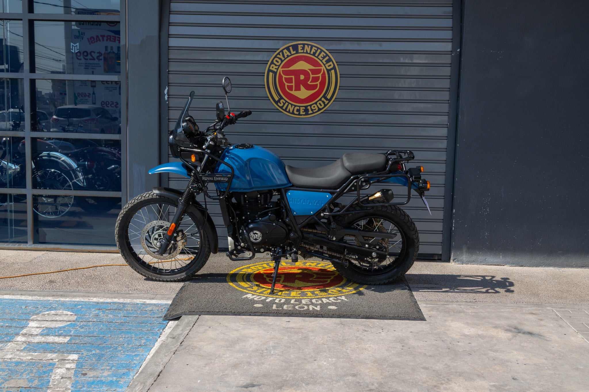 2023 Royal Enfield Himalayan 411