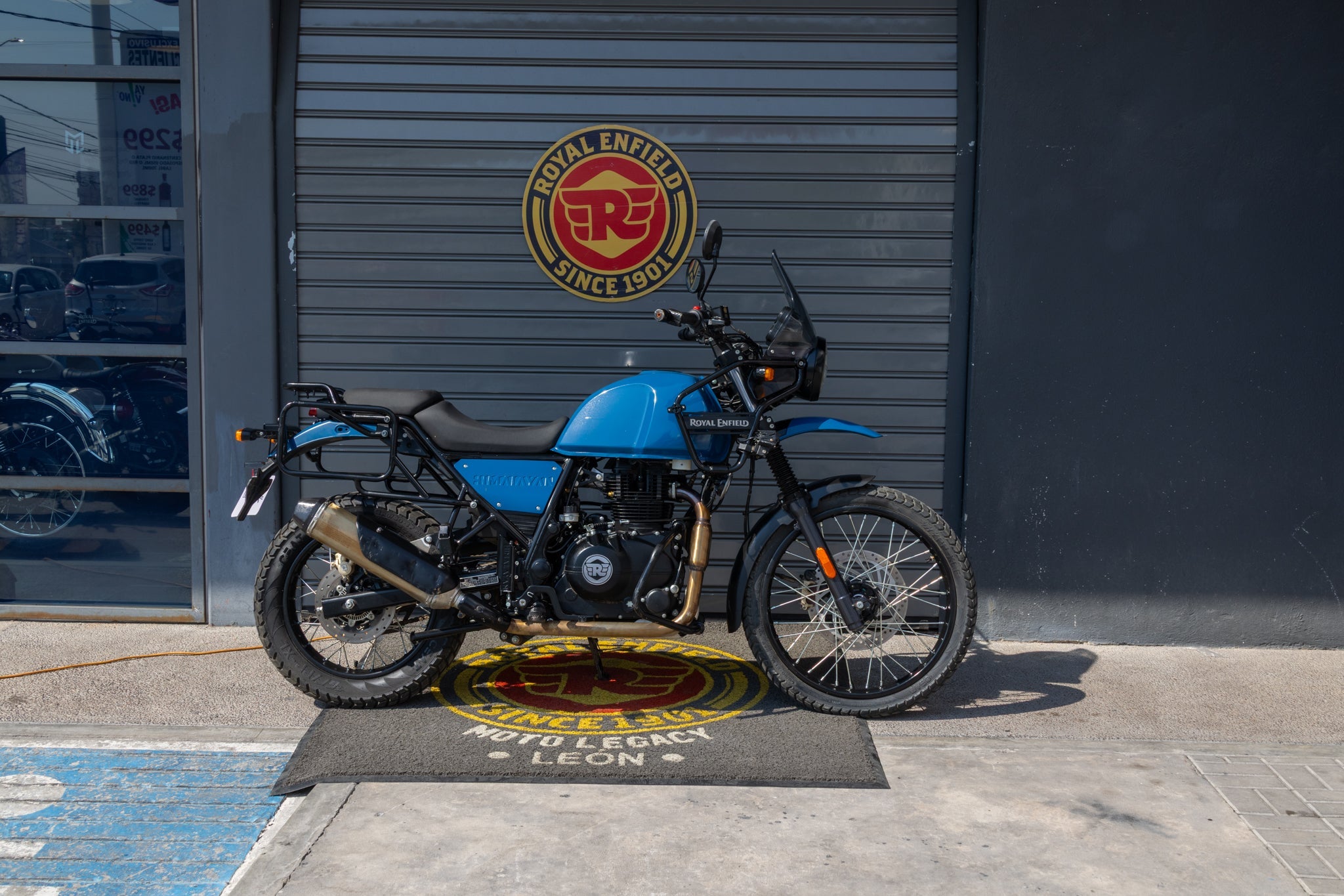 2023 Royal Enfield Himalayan 411