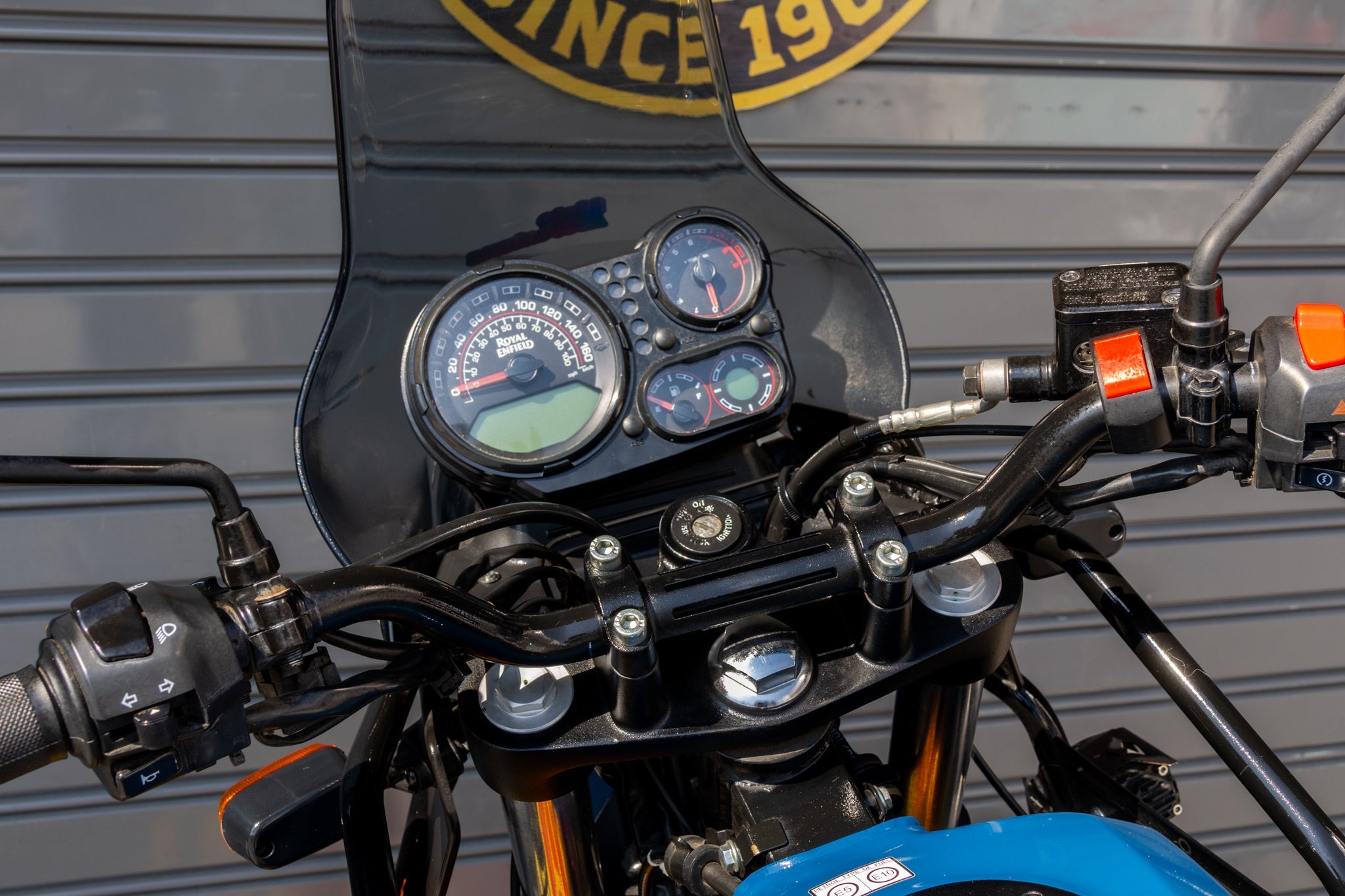 2023 Royal Enfield Himalayan 411