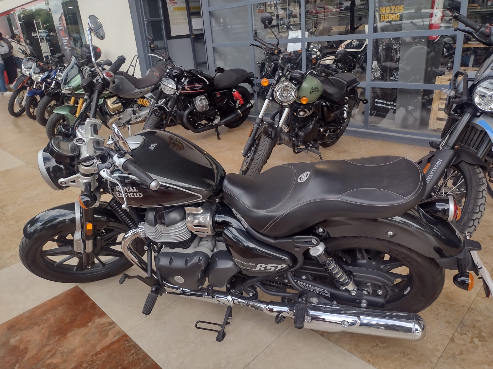 2025 Royal Enfield Super Meteor 650