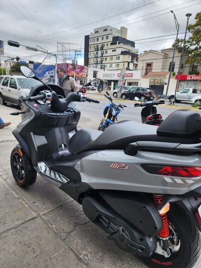 2020 Piaggio MP3 500