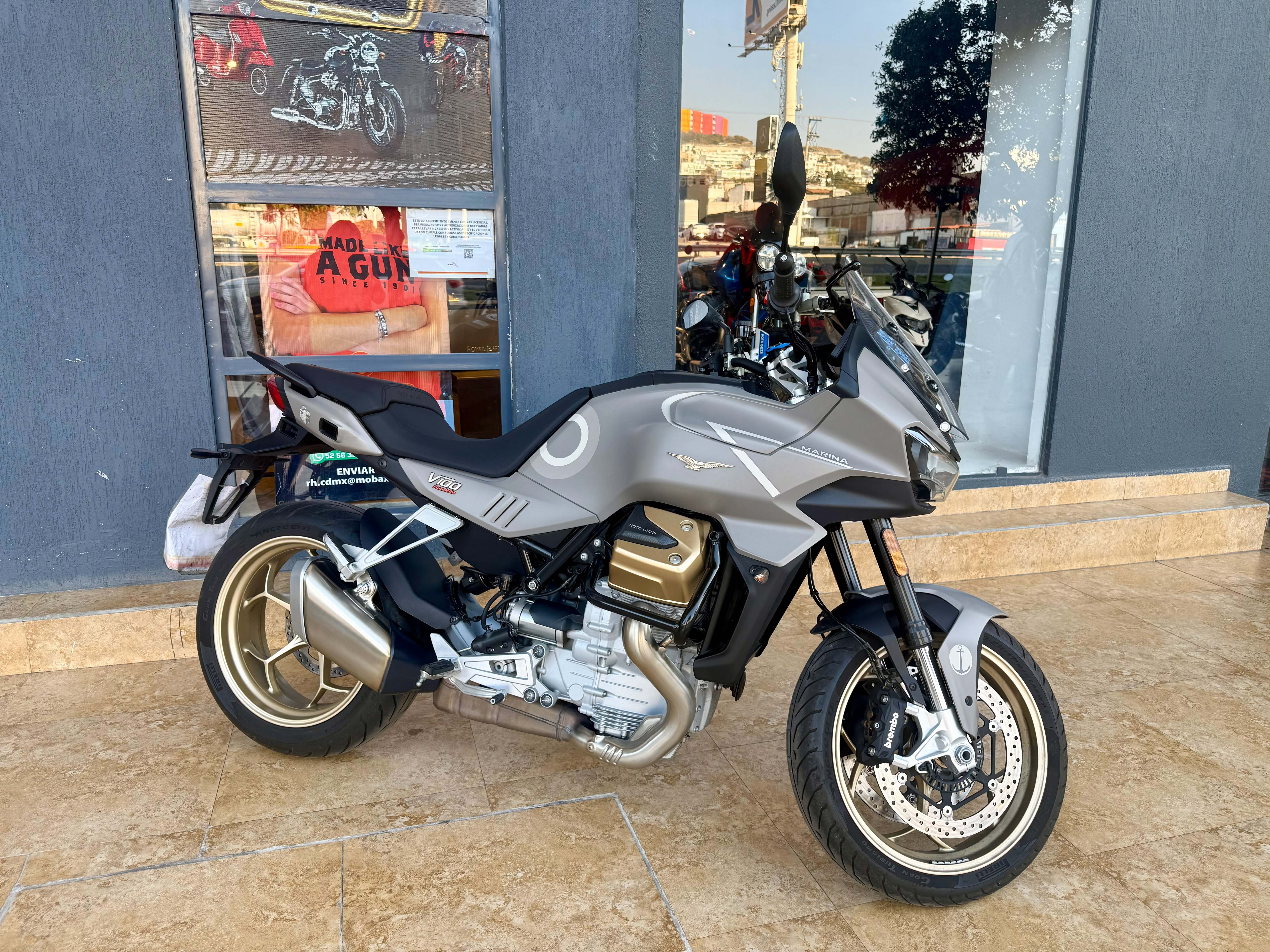 2024 Moto Guzzi Mandello V100